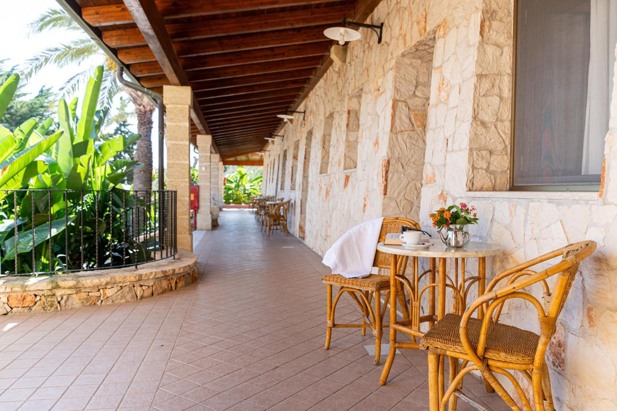 Hotel Masseria Le Pajare Presicce Room photo